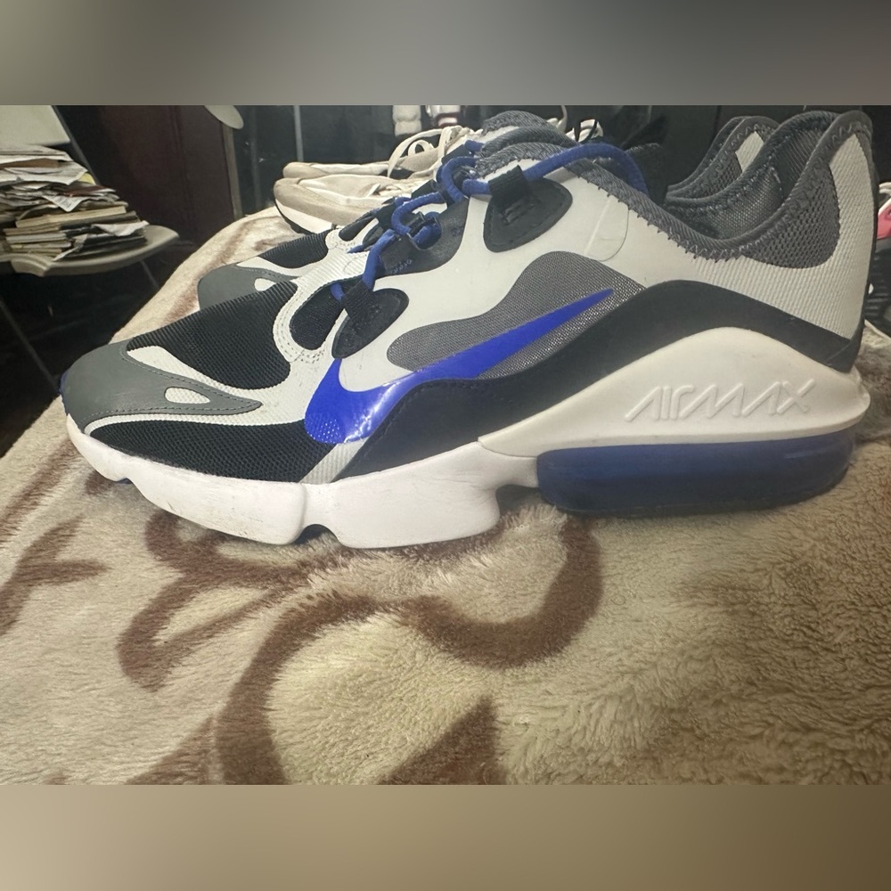Nike Air Max Men's Shoes - Black, White, and Blue Accents